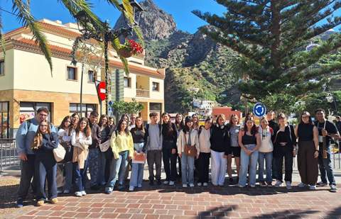 Una jornada educativa acerca la figura de Pedro García Cabrera al alumnado de Tenerife