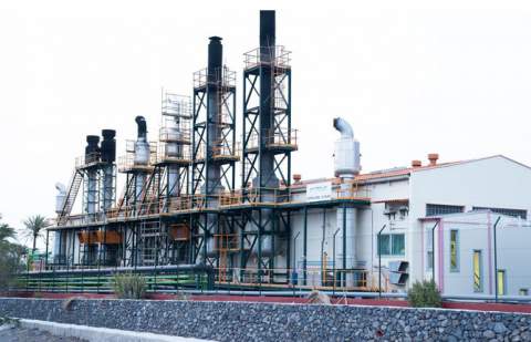 Endesa está trabajando en la recuperación del suministro eléctrico en La Gomera tras la caída de los grupos de la Central en horas del mediodía