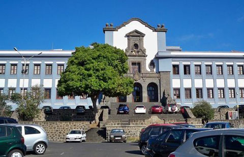 El Gobierno refuerza la financiación de las universidades con dos millones adicionales