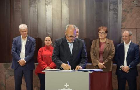 La Gomera destina más de 10,7 millones de euros a atención a personas dependientes hasta 2028