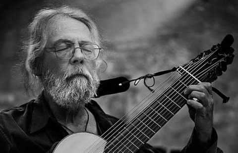 La Casa de Colón acoge el concierto de clausura de la exposición escultórica de James Kline