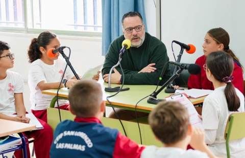 Educación promueve un proyecto pionero de radios escolares en el que participan más de doscientos docentes