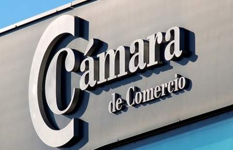 La industria canaria cierra 2025 al alza y alerta sobre la escasez de personal cualificado y el déficit energético