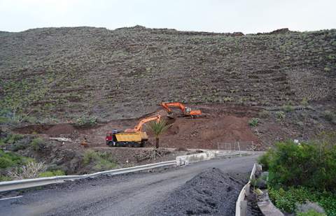 El Cabildo convoca una reunión vecinal sobre los proyectos de mejora de la GM-2 y los avances del depósito de aguas de Las Galanas