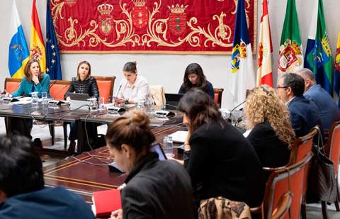 Empleo impulsa soluciones para facilitar a los ayuntamientos la contratación de noventa PFAE