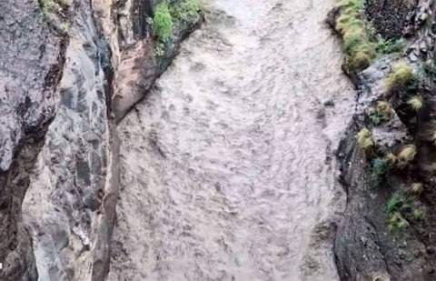 El Cabildo de La Gomera pide alejarse de cauces de barrancos por fuertes chubascos