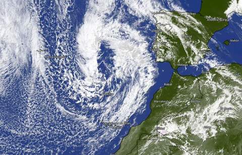 Aemet espera que Therese intensifique lluvias, viento y oleaje durante el fin de semana