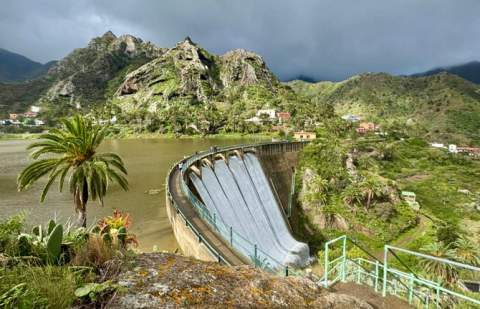 El Ayuntamiento de Vallehermoso regula el acceso a la Presa de La Encantadora ante la elevada afluencia de visitantes