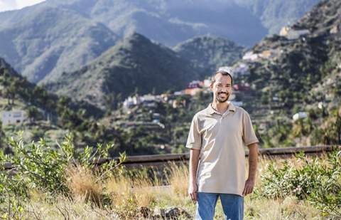 Iniciativa por La Gomera propone en Vallehermoso un programa municipal de apoyo a la natalidad para ayudar a las familias
