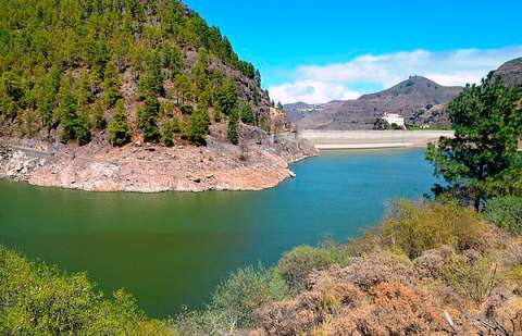 Dieciséis presas de Gran Canaria están aliviando agua y otras cinco a punto de hacerlo