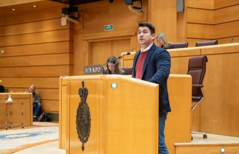 Fabián Chinea (ASG) defiende en el Senado un aumento de la cuota de atún rojo para la flota artesanal canaria