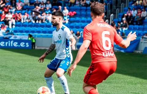 1-0. El CD Tenerife certifica una trabajada victoria ante el Osasuna B