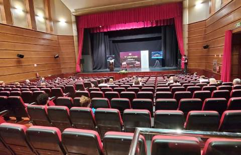 El Auditorio Insular celebra el Día Mundial del Teatro con la representación teatral de ‘Panza de burro’