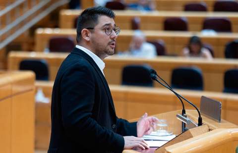Fabián Chinea (ASG) exige en la Comisión de Autonomías del Senado un plan para frenar la crisis de vivienda en Canarias y Baleares