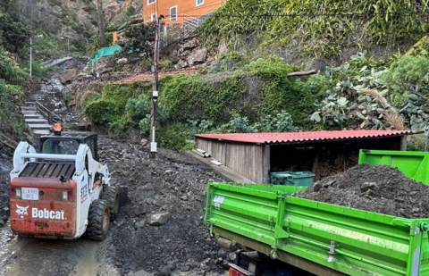 Avanzan las obras de emergencia para la mejora de la seguridad viaria en Vallehermoso