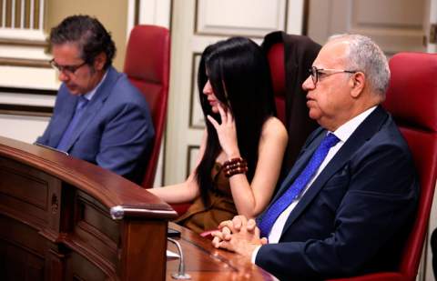 Curbelo exige acelerar la base de helicópteros de Alajeró para reforzar la lucha contra incendios en La Gomera