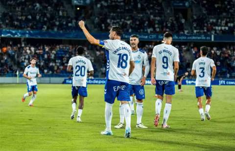 El CD Tenerife despierta de su pesadilla un año después