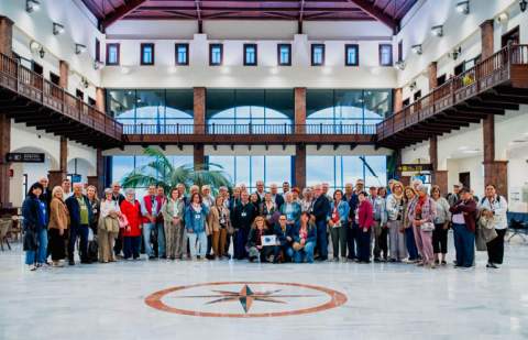 El programa de turismo sociocultural ‘La Gomera Viaja’ inicia sus primeros desplazamientos del año