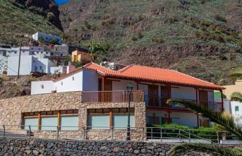 Expuesto al público el concurso para el arrendamiento del Hotel Rural de Imada