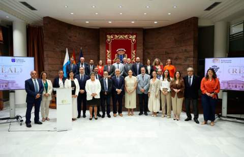 El Parlamento de Canarias se suma al reconocimiento institucional por el título de “Real” de la Federación Interinsular de Fútbol de Las Palmas