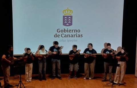 Educación acerca el patrimonio del timple a las aulas con una nueva producción audiovisual