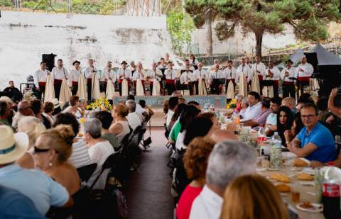 El Encuentro del Mayor reúne en Hermigua a más de 800 personas de los seis municipios