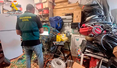 La Guardia Civil desarticula en Gran Canaria una red de robo y falsificación de cobre