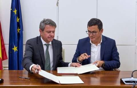 El Gobierno de Canarias firma la tercera adenda del Convenio de Carreteras 2018-2027