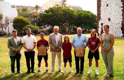 El CD Tenerife Femenino y el Cabildo de La Gomera impulsan un proyecto conjunto
