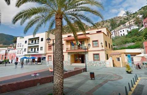 El Gobierno designa al Ayuntamiento de Vallehermoso entidad colaboradora en la gestión del “Bono Infantil”