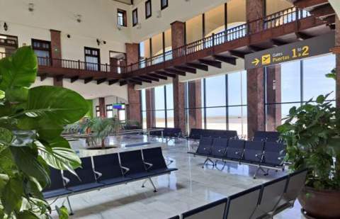 El PSOE gomero destaca la mejora del aeropuerto una vez finalizada la inversión prevista por AENA en 2027