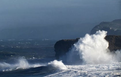 Domingo de prealerta por viento y mala mar y lunes de alerta por incendios en Gran Canaria