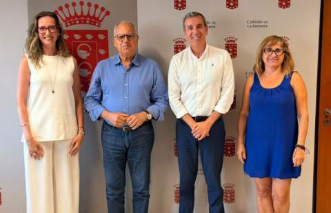 El SCS y el Cabildo de La Gomera colaboran para reforzar la donación de sangre en la isla