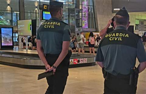 Detenida una persona acusada de un delito de falsificación de moneda