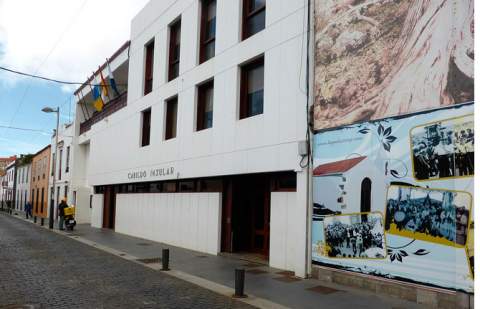 El PP desautoriza el pacto con el PSOE en el Cabildo herreño y amenaza con expulsiones