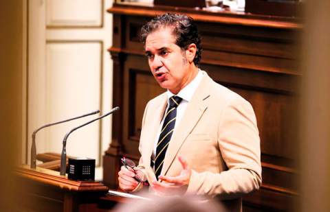 ASG pide acelerar la transición energética en El Hierro y La Gomera con consenso social e inversiones en redes