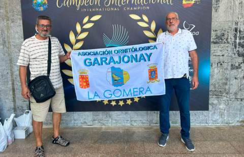 La Garajonay logra 17 medallas en el Internacional de Ornitología de Torremolinos 2026