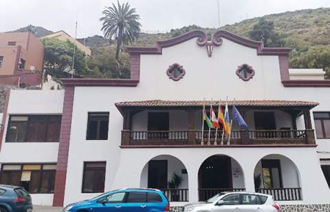 El Ayuntamiento de Hermigua abona 28.500 euros en ayudas directas a sus mayores
