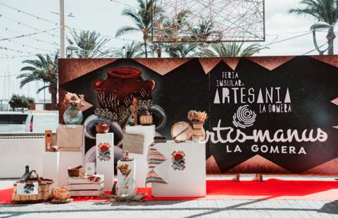 El Cabildo abre el plazo de solicitudes para participar en la Feria Insular de Artesanía ‘Artis Manus’