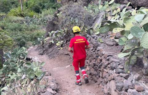 Evacúan en helicóptero a una senderista accidentada en Valle Gran Rey