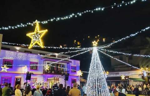 Vallehermoso impulsa la mejora del alumbrado público y la instalación navideña con dos nuevas licitaciones