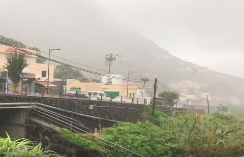 Gobierno de Canarias activa la alerta por lluvias, inundaciones y vientos debido a Claudia