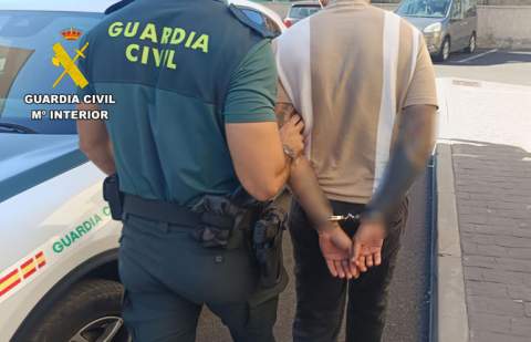 Desarticulan un grupo en Tenerife dedicado al cultivo de marihuana en interiores