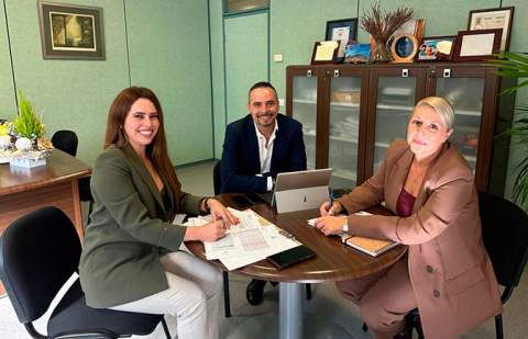 Adasat Goya visita las instalaciones del Hospital Nuestra Señora de Guadalupe, en La Gomera