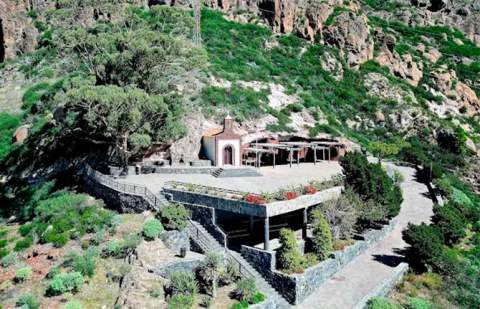 El área recreativa ‘El Paso’ en Alajeró ha mejorado el servicio de agua potable y sus aseos