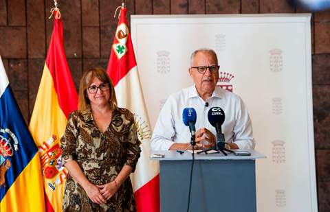 El Cabildo mantiene abierto el plazo para solicitar las becas al estudio, transporte y alquiler para estudiantes