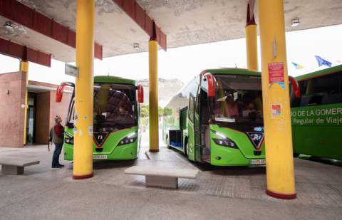 GuaguaGomera alcanza los 294.671 viajeros en los diez primeros meses del año, un 4,35% más que en 2024