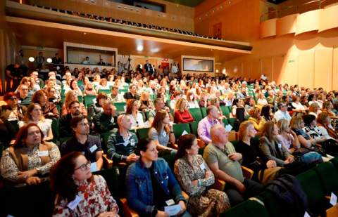 Educación refuerza la labor de los responsables de los centros en el primer encuentro autonómico de directores y directoras