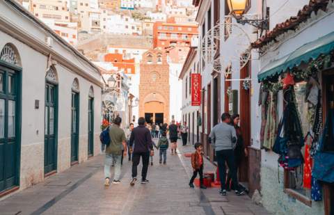 El Cabildo amplía el plazo para solicitar las ayudas para la mejora estética del casco histórico de San Sebastián